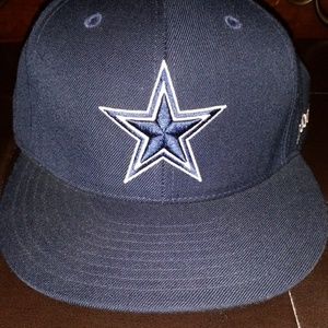 NWOT Dallas Cowboys Reebox Fitted Cap